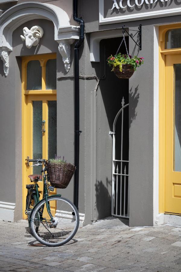 Bridge Street Townhouse Bed & Breakfast Кенмеър Екстериор снимка